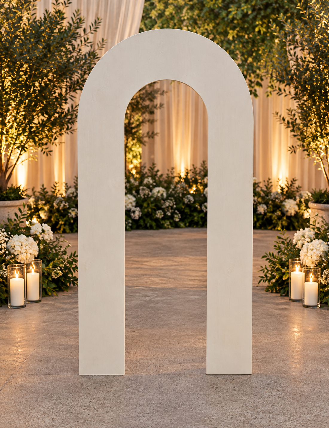 Open arch Chiara backdrop